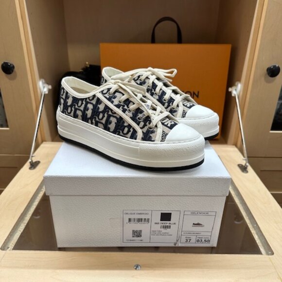 Christian Dior Shoes - Christian Dior Walk'n'Dior Size 37 Low Top Sneakers Brand New in Box